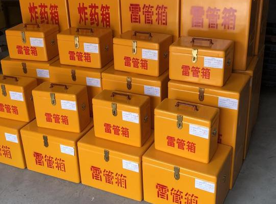 睢县玻璃钢雷管箱的使用寿命一般是多少？