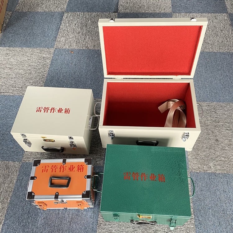 睢县爆破工程作业箱如何选择？玻璃钢与传统材质的全面对比
